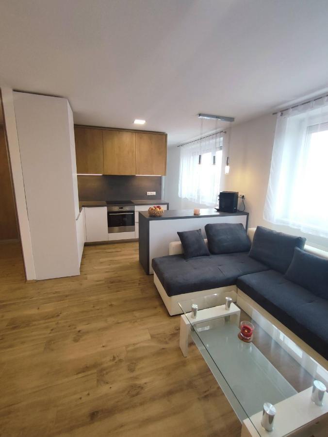 Apartman Pod Zamkem ميكولوف المظهر الخارجي الصورة